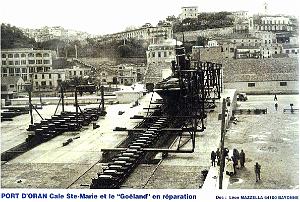 Oran - Port - Cale Sainte-Marie - Le Goeland en reparation